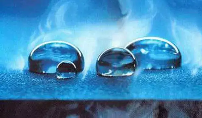 DuPont™ Tyvek® remains highly breathable while preventing water and other liquids from entering.